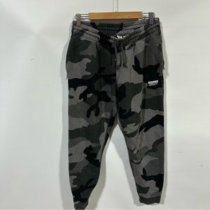Adidas originals camo jogger sweatpants